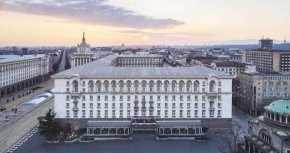 
С огромно удоволствие ви съобщаваме, че през първото тримесечие на 2023 г. започваме да ремонтираме помещенията си!