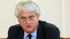 Голям скандал се разрази в Народното събрание по време на заседанието на парламента, докато се водеха дебати по доклада за меморандума Gemcorp. В остър спор влязоха Георг Георгиев от ГЕРБ и Бойко Рашков от „Продължаваме Промяната”