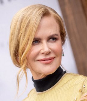 В предстоящата драма Lioness на Paramount+ тя ще играе оперативния агент на ЦРУ Кейтлин Мийд.