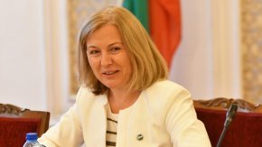 С огромно мнозинство Народното събрание подкрепи на първо четене внесения от Надежда Йорданова законопроект за изменение и допълнение на Гражданския процесуален кодекс