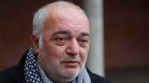 
Първото е вреди от незаконосъобразно задържане в арест на СДВР, за от 05.35 часа до 07.18 часа на 7 август 2020 г. 