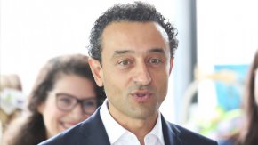 „Макар и да управлявахме заедно с БСП успешно 6 месеца, след това излязоха сериозни разделителни линии”,  посочи Лорер.