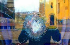 
„След инцидента влакът престоява 101 минути за разследване и едновременно с това причинява закъснения на още 4 влака, като общото закъснение е 320 минути”, обясни директорът „Оперативна дейност” в БДЖ Анатолий Атанасов.