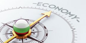 Същевременно от 16,8% на 22,4% расте  очакването да няма промени. Само 7% продължават да вярват, че ще има подобрение.