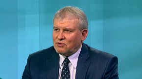  “Ще се кандидатира, но не знам дали ще остане в НС”, допълни той. 