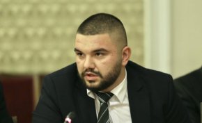 Във връзка с изчезналия българин при земетресението в Турция, надеждата е той да е сред неидентифицираните лица, настанени в болница, каза Николай Милков. На този етап не е постъпило искане за конкретна хуманитарна помощ към страната ни.
