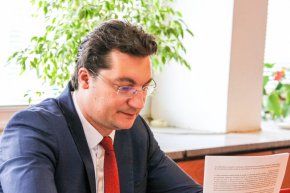 "Не стигна воля, а не време, за да бъде приет", подчерта той.