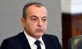 По думите му министрите от служебния кабинет отново трябва да разгледат и приемат проектите за закони, които ще бъдат внесени в 49-ото НС.