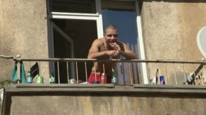 
Михайлов е обвиняем и по друго досъдебно производство за нанасяне на телесни повреди, закана с убийство и хулиганство. Разследването по него е приключило с внасяне на обвинителен акт в Софийския районен съд. Предстои разпоредително заседание.