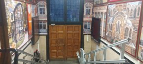 Красивите снимки на любими места в милионния град са своеобразна изложба, каквато досега не е правена в истолическата сграда, похвали се зам.-кметът по културата Мирослав Боршош.
