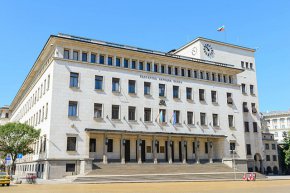 Също така е важен за изчисляването на лихвата върху просрочените задължения.