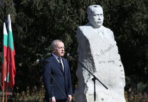 Донев се обърна към жителите и гостите на гр. Кюстендил, където се провеждат поредица от събития за отбелязването на 80-ата годишнина от спасяването на българските евреи по време на Втората световна война. 