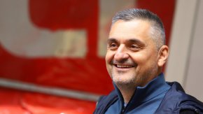 
"Шест месеца БСП обяснява, че ние сме за мир и не изнасяме оръжие за Украйна, а избирателите отидоха във "Възраждане".