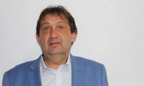 
Това, за което тепърва ще пишем е очакваният следизборно нов половин милиард, който да бъде даден за любимците на всички власти още този месец. Според експертите, има някои пречки в закона, които обаче вече имало и как да бъдат заобиколени от желаещите.