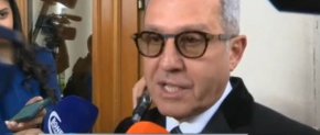 
    "Шансът за съставяне на правителство е, ако парламентарните групи, които са шест на брой, подходят с отговорност ще имаме парламент и правителство. Формулата трябва да я търси първият мандатоносител", каза още Йордан Цонев.