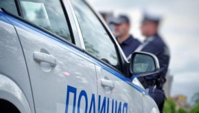 
От полицията днес обясниха, че са предприели действия да върнат колата на собственика.
