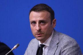 Според него от футболния съюз са присвоили три от идеите му: въвеждане на минимални критерии за използвани на играчи до 21 години, задължителна работа по проект на УЕФА Футболна федерация на бъдещето за стратегическо развитие, както и намаляване на разходите на клубовете и въвеждане на електронно картотекиране за аматьорските клубове.
