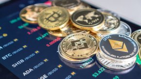 Европейските законодатели одобриха закон за регулиране на индустрията на криптовалутите. Решението да приеме закон за пазарите на крипто-активи (Markets in Crypto-Assets, MiCA) прави ЕС първата широкомащабна юрисдикция, която въвежда всеобхватни правила за регулиране на пазара на криптовалута и защита на потребителите.