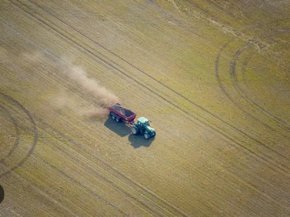 
По данни на RAPU производството на калиев хлорид е намаляло с 35%. Спадът се дължи на намаляването на износа поради санкциите и на слабото търсене на продукта на вътрешния пазар.

 