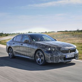 2024 BMW i5 M60