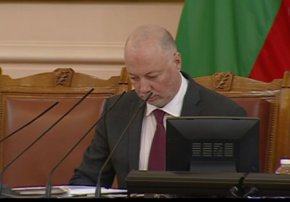 
Редовният петъчен парламентарен контрол отпадна от заседанието за петък. 