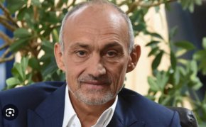  Скандални са също исканите увеличения на котировките на топлата вода, нищо че газът е с 25% по-евтин на годишна база, както съобщи омбудсманът.