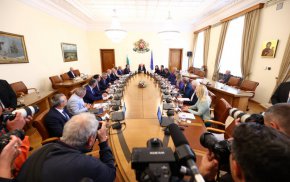 По-късно ГЕРБ изказа официално и публична позиция срещу това назначение. За разлика например от ДПС. Това е доста важна информация за размишление, която можем и още да развием.