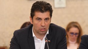 
За обсъждания по проекта ще бъдат поканени всички парламентарно представени формации в търсене на по-голяма подкрепа.
