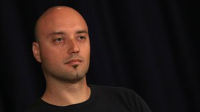 
Славов каза това преди началото на заседанието на Висшия съдебен съвет, на което ще се обсъжда споменатият в доклад казус "Осемте джуджета'". В навечерието на дебата изпълняващият функциите на главен прокурор Борислав Сарафов изпрати доклад на Инспектората към Върховната касационна прокуратура от 2020 година, който констатира сериозни нарушения в работата по случая .
