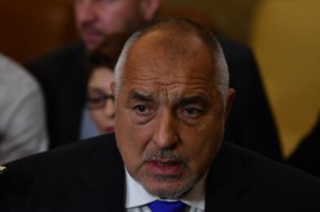 
Борисов коментира и вчерашната закана на БСП, че ще искат разглеждането на имунитета му в зала: