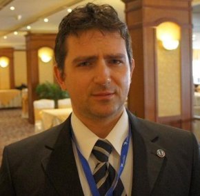 МБАЛ „Централ Хоспитал“, Национален съюз на акушергинеколозите от доболничната помощ и Национално движение за профилактика и превенция на здравето организират кампания за безплатни гинекологични прегледи. Началото е на 14 юли 2023, консултациите ще се провеждат  от проф. д-р Петър Петров, дмн в Медицински център-1 в Пловдив след предварително записан час на тел: 087 858 0908. 