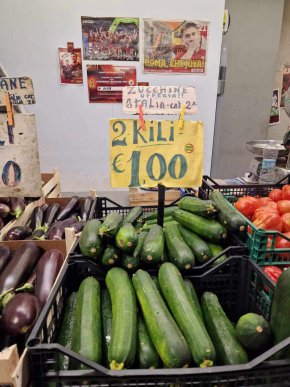Цените на Централния пазар ( Mercato Trionfale) в Рим ( на 200м. от входа на Ватиканските музеи): сами си правете сметката