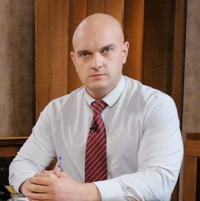 И сега имаме добри закони, но виждате, че те не важат.