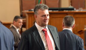 Валентин Николов, бивш депутат от ГЕРБ, бивш зам.-министър на енергетиката в първия кабинет на Борисов и бивш шеф на атомната централа