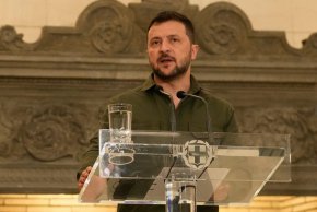 
Хуманитарната помощ ще бъде разпределена на три равни вноски към Хуманитарния фонд за Украйна/Бюрото на ООН на координиране на хуманитарните дейности, Детския фонд на ООН и Международния комитет на Червения кръст. 