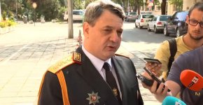 Сагата с искането Тодоров да бъде освободен започна след убийството на Алексей Петров. Тогава след среща с представители на службите премиерът Николай Денков обяви, че ще бъде изготвен доклад за смяната на главния секретар на МВР.
