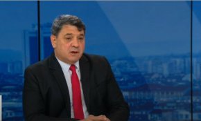 По думите му с Калин Стоянов е имал добър диалог, докато е бил шеф на ГДБОП, съответно е очаквал да работят в екип и при новата конфигурация.
