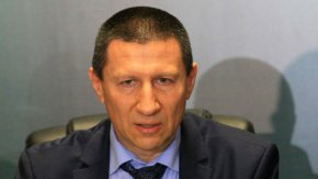 Изпълняващият функциите главен прокурор Борислав Сарафов е утвърдил методически указания до прокурорите в цялата страна във връзка с последните промени в Наказателния кодекс, свързани с управлението на превозно средство след употреба на алкохол, наркотични вещества или техни аналози