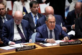 
"Днес реториката на нашите опоненти е изпълнена с лозунги: "нахлуване", "агресия", "анексиране". И нито дума за първопричините на проблема", заяви Лавров в речта си в Съвета за сигурност на ООН.