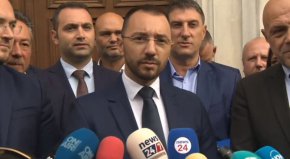 
Номинацията на Антон Хекимян означава, че кандидатът на "Възраждане" за кмет на София ще отиде на балотаж. Това заяви лидерът на партията Костадин Костадинов