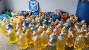 Конфискуван е близо тон и половина нелегален алкохол