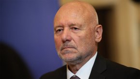 
Малко ракети даваме на Украйна, каза министърът. Нямаме капацитет да ремонтираме повредени ракети, според него. Все още не сме дали ракетите, стана ясно от думите на Тагарев. В Украйна върви изключително тежка война с жертви и от двете страни, посочи военният министър. В наш стратегически интерес е да помогнем на Украйна да се защити, категоричен бе той.
