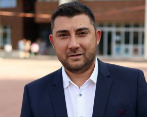 Той подчертава, че с този сериозен проблем се е борил последния мандат и ще продължи да се боря в следващия.