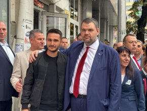   Делян Пеевски, съпредседател на ПГ на ДПС от Шумен
