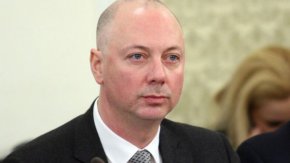 
Председателят на НС Росен Желязков насрочи разглеждането на вота на недоверие към правителството, внесен от БСП, “Възраждане” и ИТН, за 15 ноември, сряда. Гласуването ще се проведе на следващия ден.
