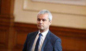 лидерът на Възраждане Костадин Костадинов
