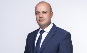 Той припомни, че вотът на недоверие е заради провала на кабинета “Денков-Габриел”  в сферата на националната сигурност и отбраната.  