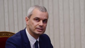 „Тези местни избори ГЕРБ ги загуби, но ППДБ не ги спечели”, посочи Костадинов и подчерта, че само ДПС затвърди позициите си. “Движението на практика ще стане първа политическа сила”, коментира Костадинов.
