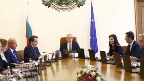 Парламентът събра кворум за гласуването на вота на недоверие към кабинета 
