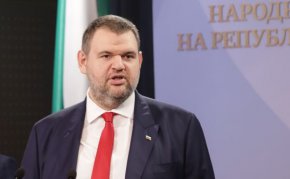 Председателят на парламентарната група на ДПС Делян Пеевски определи като загуба на време